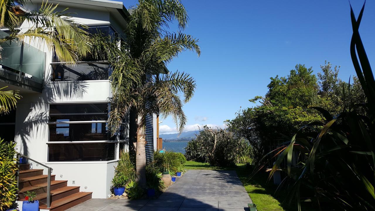 Athenree Waterside Accommodation Екстериор снимка